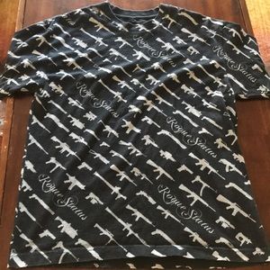 Rogue Status Men’s Medium great condition